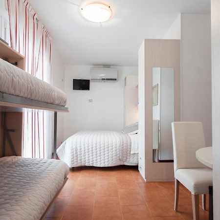 B&B Airone Cervia - Camere E Appartamenti ภายนอก รูปภาพ