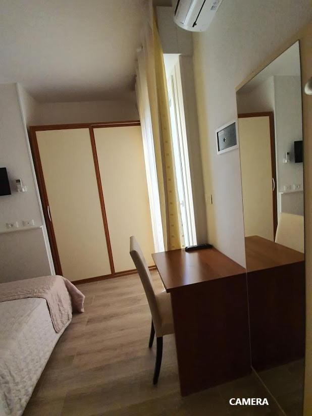 B&B Airone Cervia - Camere E Appartamenti ภายนอก รูปภาพ