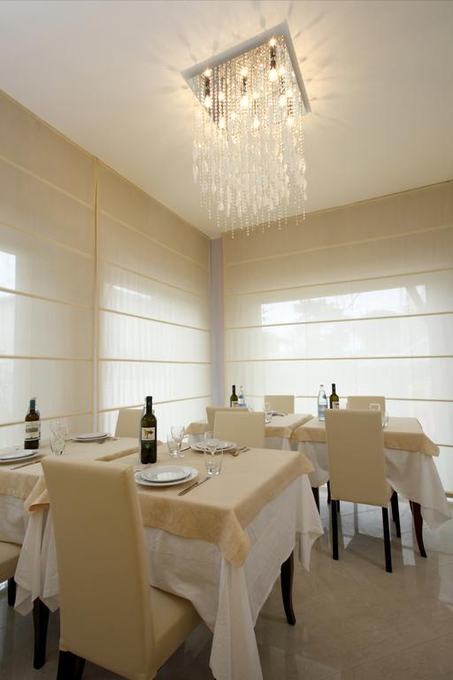 B&B Airone Cervia - Camere E Appartamenti ภายนอก รูปภาพ