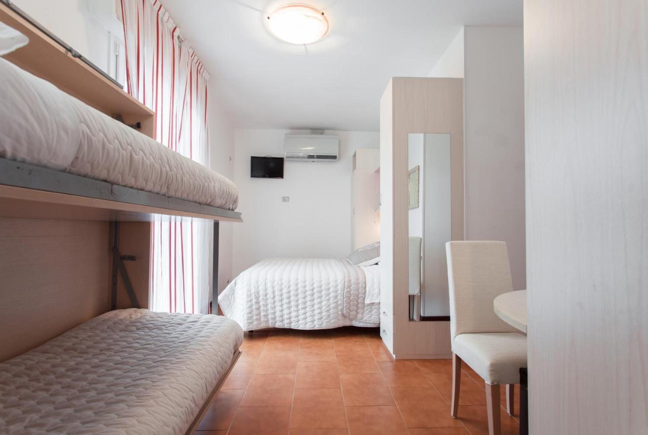 B&B Airone Cervia - Camere E Appartamenti ภายนอก รูปภาพ