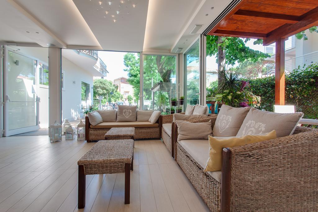 B&B Airone Cervia - Camere E Appartamenti ภายนอก รูปภาพ